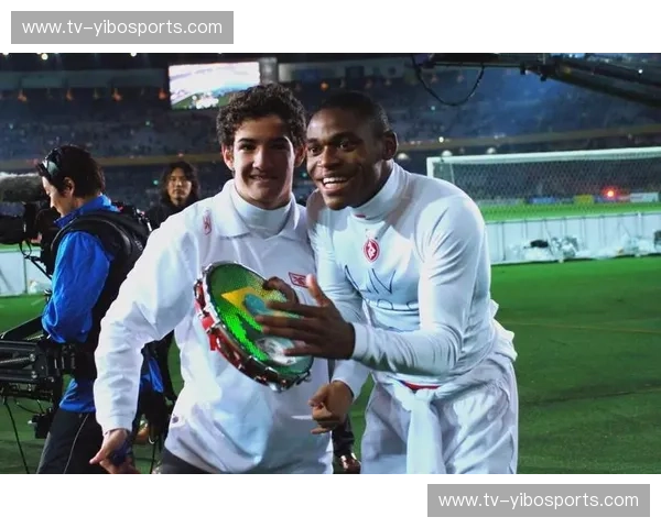 回放世俱杯：在重温中遇见永恒的绿茵传奇